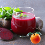 Suco de beterraba com laranja